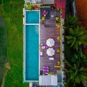 Resort The Evitel ***